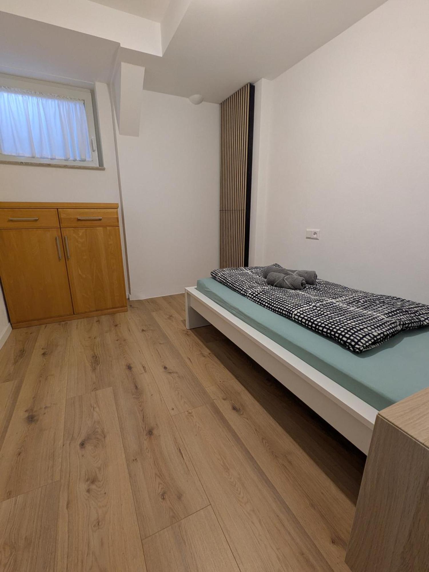 Ferienwohnung Am Alenberg Muensingen Exterior photo